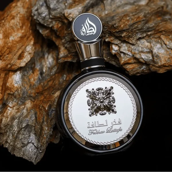 FAKHAR LATTAFA BLACK 100ML - Imagen 2
